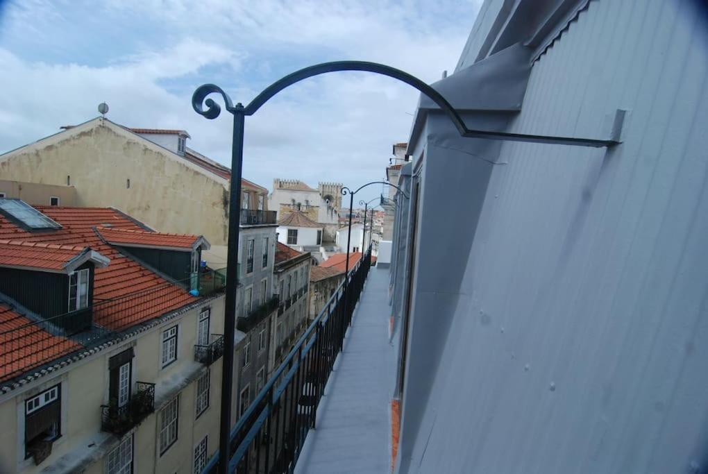 Historical Center Alfama - Stunning River Views Lisbon Bagian luar foto